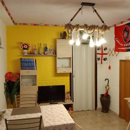 Al Mare, Al Sole, Si', Ma Nella Casa Del Minatore Buggerru Eksteriør billede