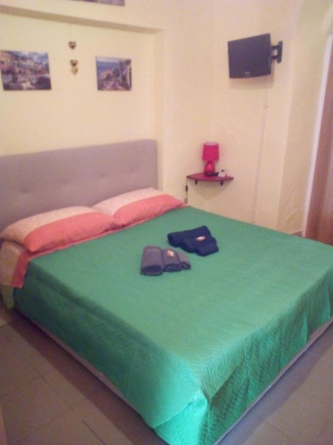 Al Mare, Al Sole, Si', Ma Nella Casa Del Minatore Buggerru Eksteriør billede